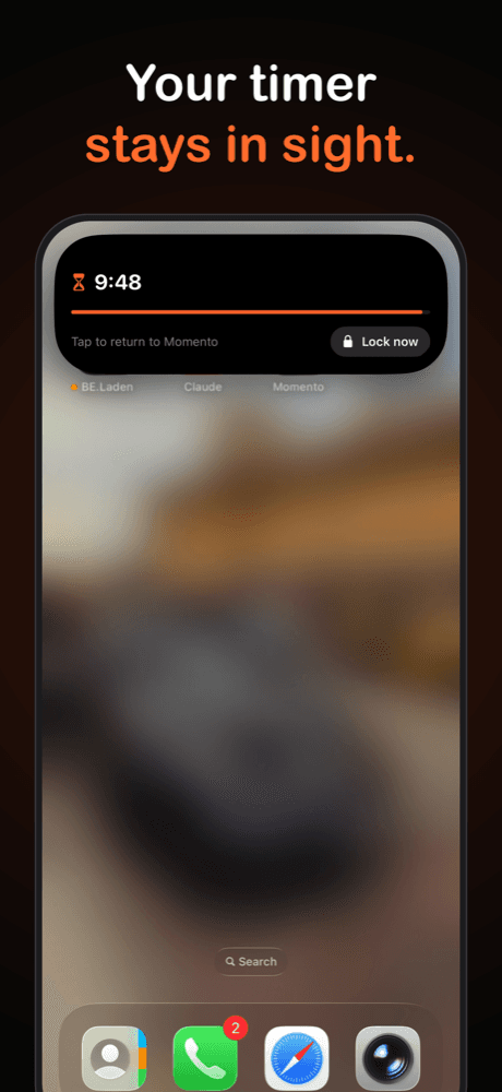 Momento timer as a Live Activity at the top of the iPhone lock screen